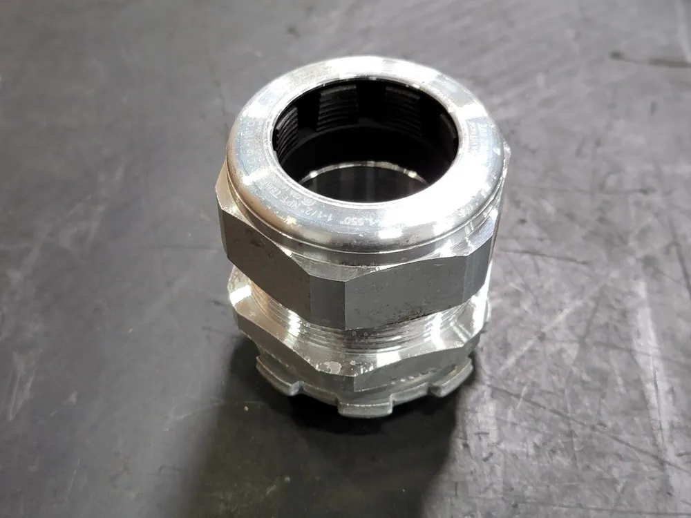 1-1/2" Strain Relief Cable Gland ISR150-156