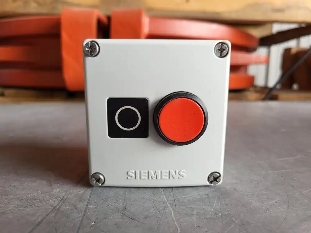 Red Push Button 3SB3 801-0DB3