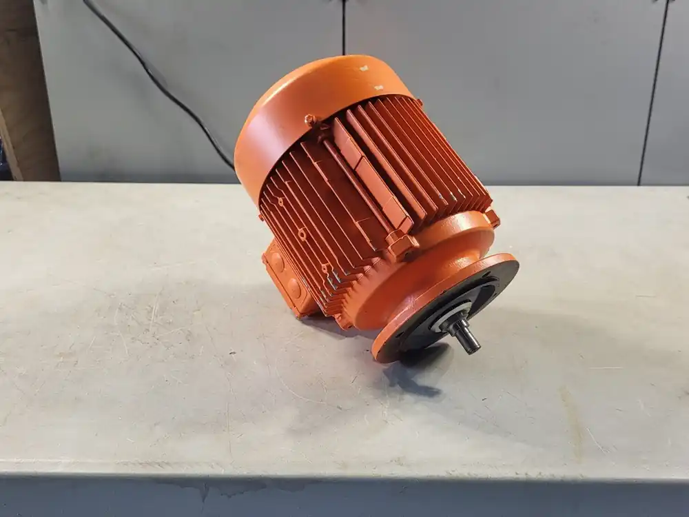 2 hp, 330/575 volts, 1720 rpm, Electric Motor Type DFT90LA