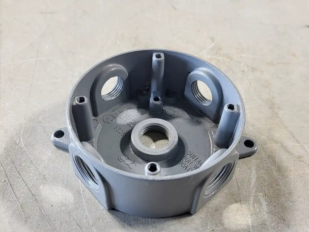 Round Junction Box 93C6 36779353