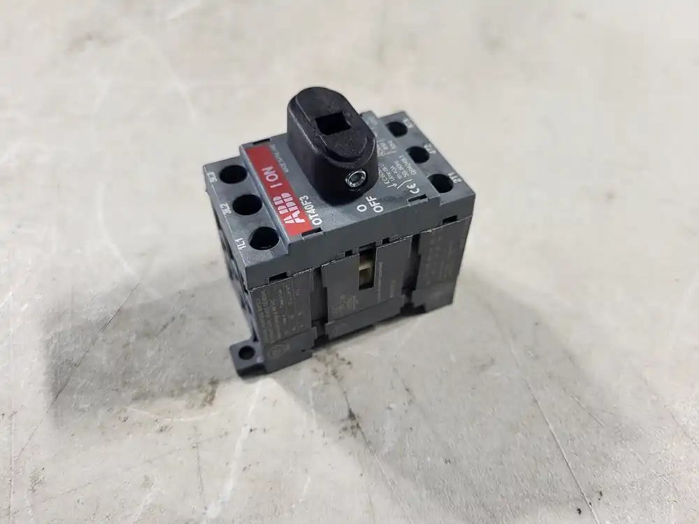 Disconnect Switch OT40F3 w/ Handle OHB45J6