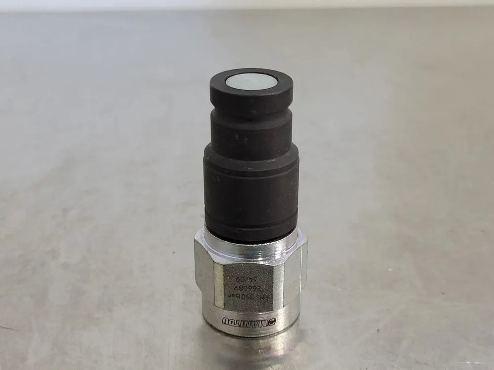 Hydraulic QD Male Coupling 266089 M16 X 1.5