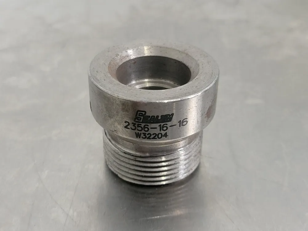 Hydraulic Adapter 1" Weld-on Tube X M-16 ORFS 2356-16-16 (Bag of 6)