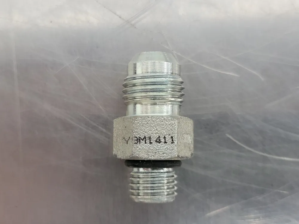 Hydraulic Adapter M-04 ORB X M-06 JIC 1/4" x 3/8" (Bag of 17)