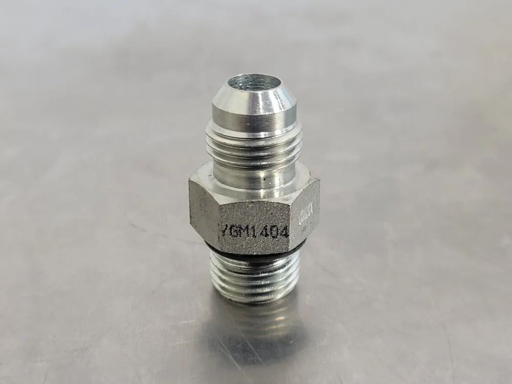 Hydraulic Adapter M-06 ORB X M-06 JIC 3/8" x 3/8" (Bag of 15)