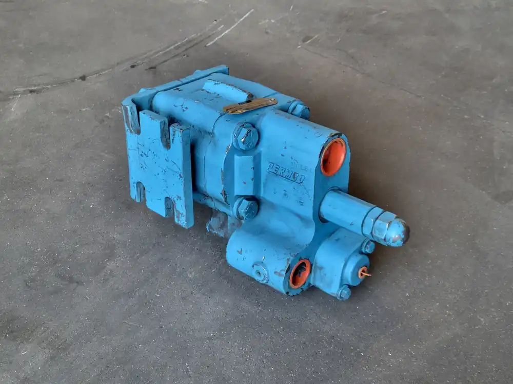 Dump Pump Remote Mount DM-512-20-XR-M-AS-200