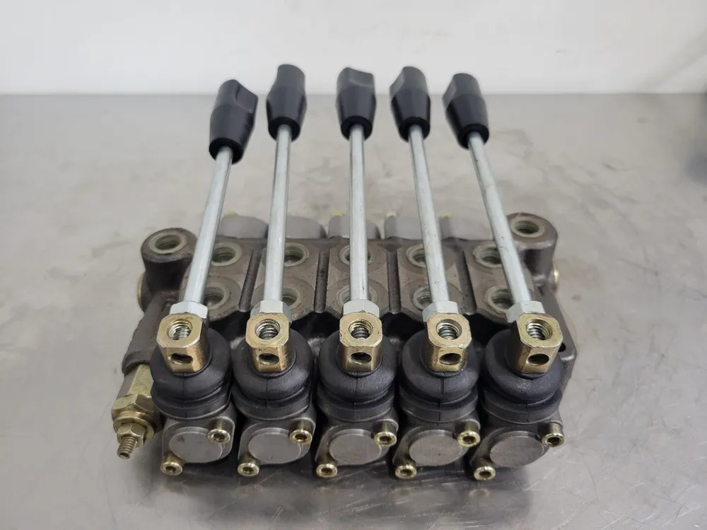 Monoblock Directional Control Valve VDM05-DDDDD-U1S