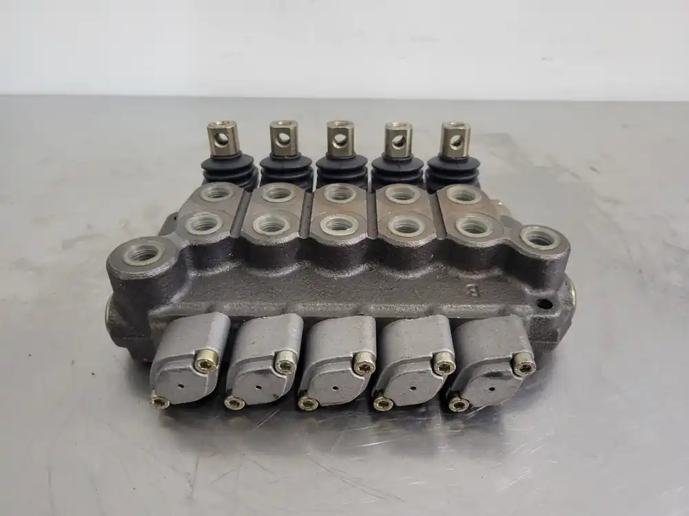 Monoblock Directional Control Valve VDM05-DDDDD-U1S