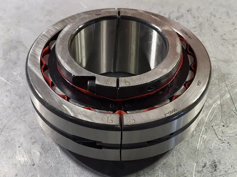Split Spherical Roller Bearing 222SM115T