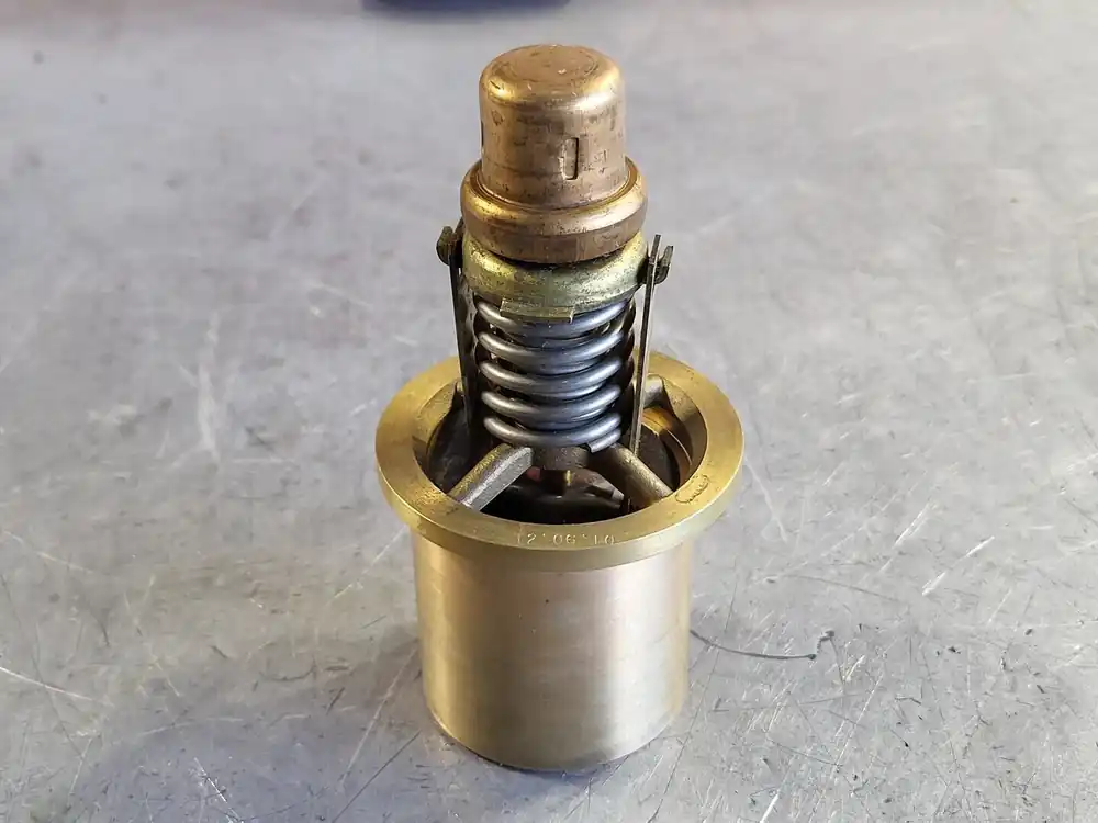 Coolant Temperature Regulator 116-7840 Amot 1096X160