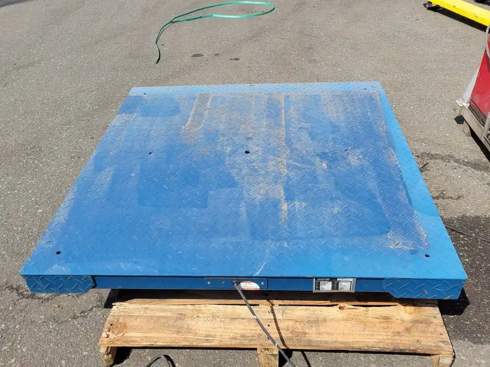 4‘ x 4‘ Industrial Scale