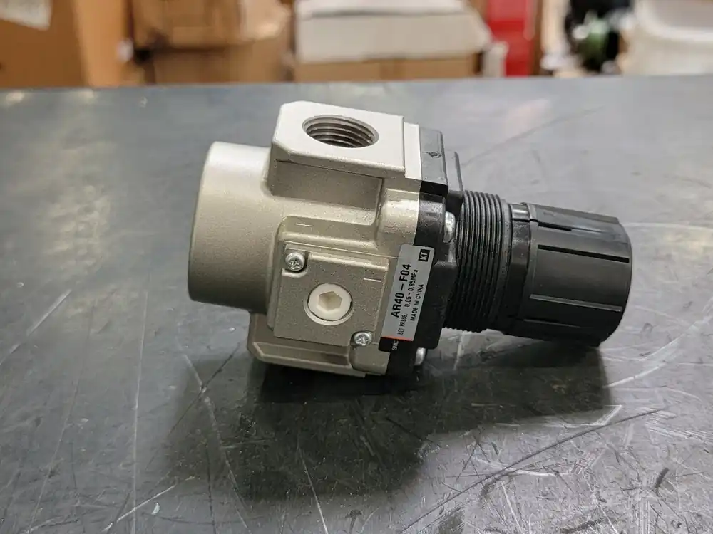 Pneumatic Pressure Regulator AR40-F04