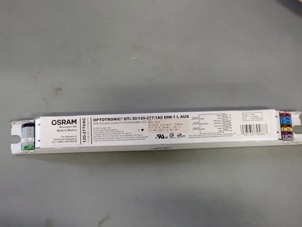 30W Programmable LED Power Supply OTi 30/120-277/1A0 DIM-1 L AUX (Box of 2)