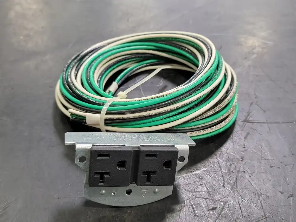 20 Amp Device Replacement Receptacle RC4REC2-25
