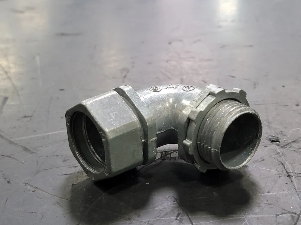 0.75 in. 90 Degree EMT Compression Connector 432 (Box of 10)