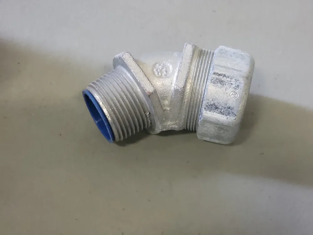 1" 90 Deg Liquidtight Flexible Metallic Conduit Connector 5354 (Box of 5)