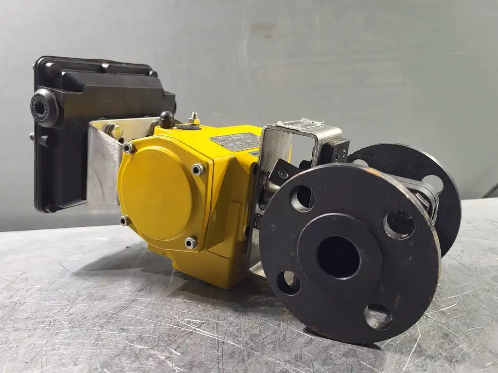 1in. Class 150 Flanged Ball Valve W330 w/ EMERSON FieldQ Actuator