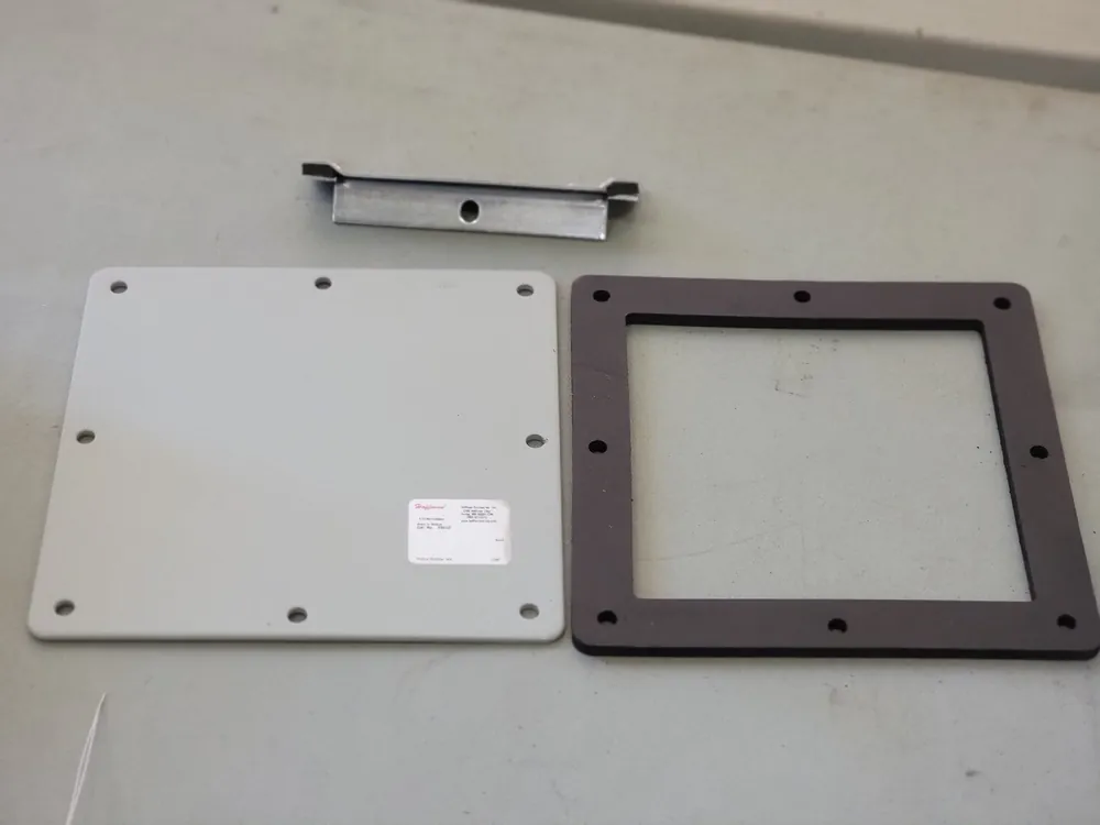 Closure Plate F66LP, 6" x 6"