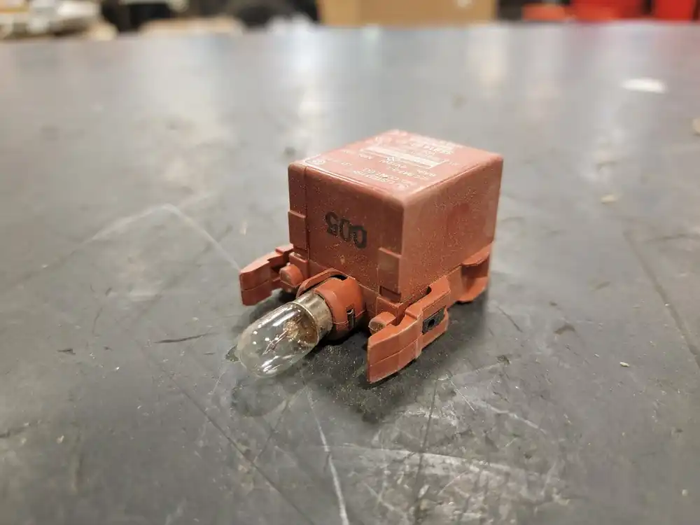 220/240 Voltage Shallow Depth Transformer 3SB1400-5P