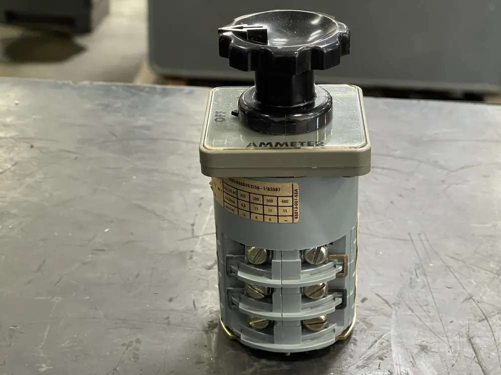Ammeter Switch 9003 ZE6129AK1