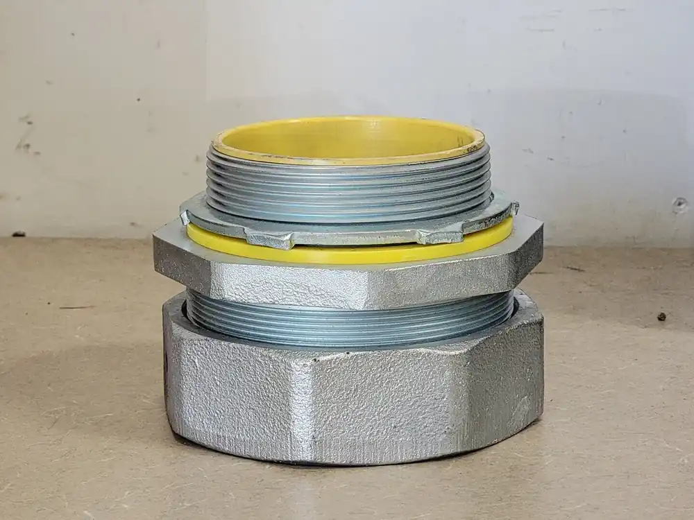 3-1/2" Liquid Tight Straight Male Connector LTB350