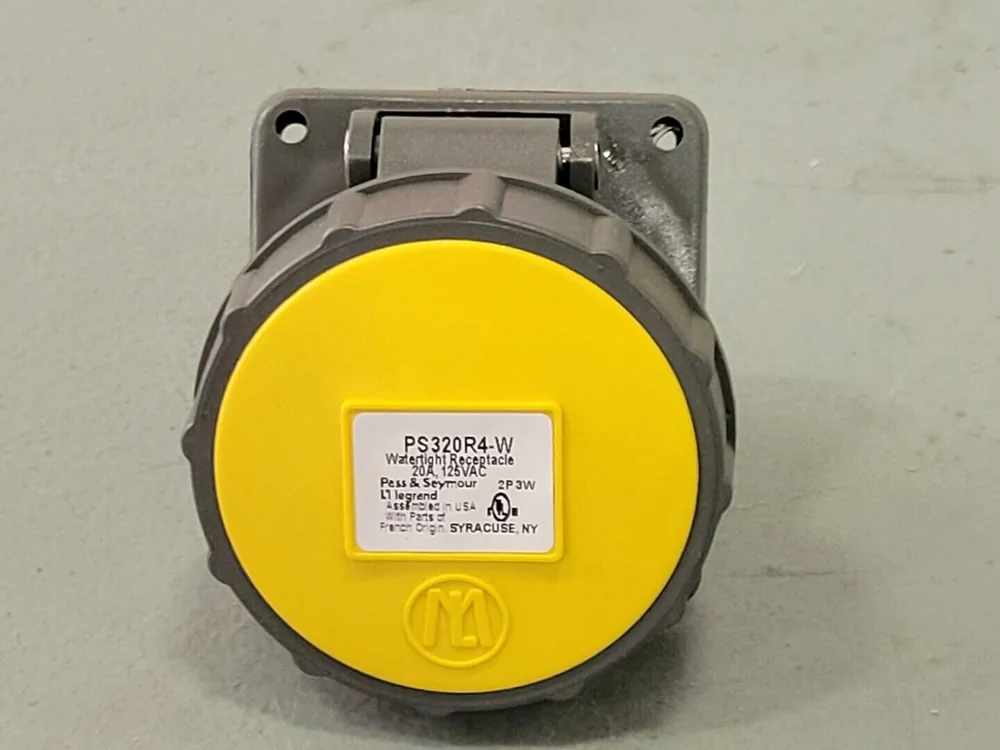 20Amps Watertight Receptacle PS320R4-W 125VAC, 2P, 3W
