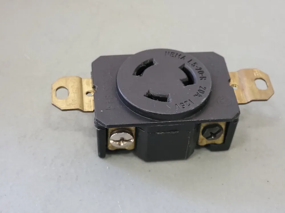 20A, 125V, NEMA L5-20-R Turnlok Receptacle WC596/94-1