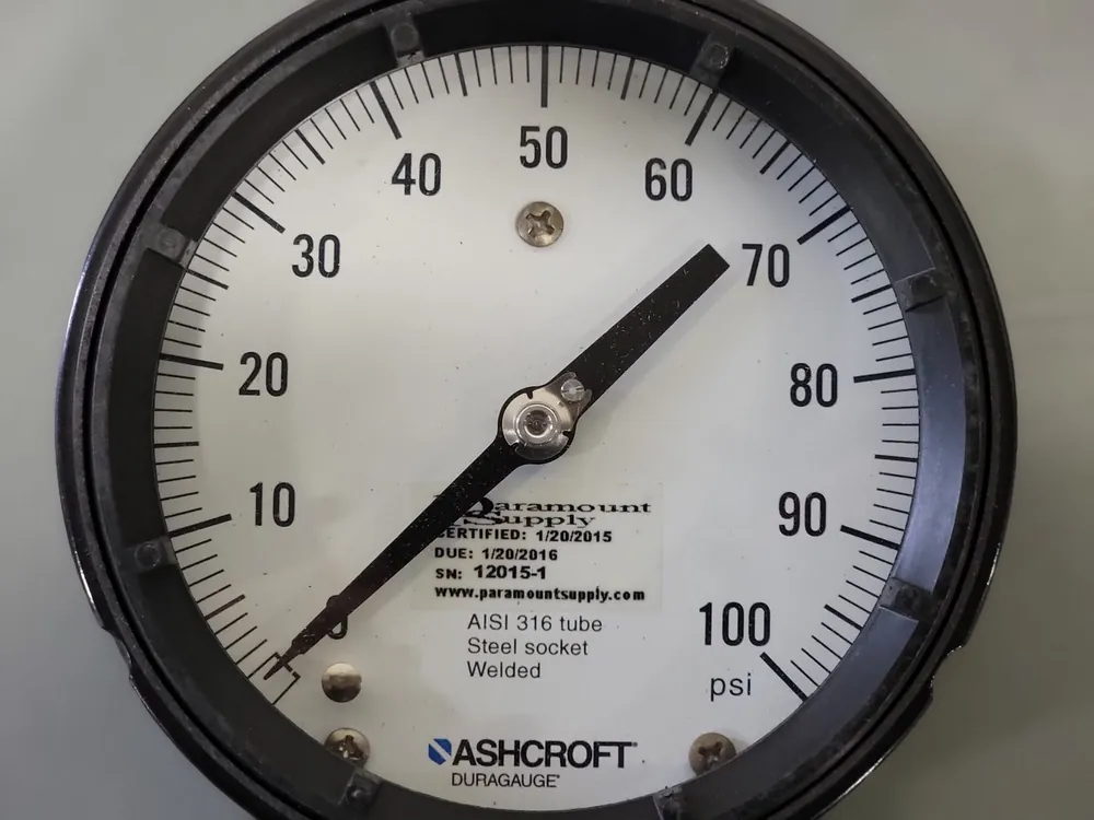 4 1/2" Pressure Gauge 45-1279-RS-04L-100