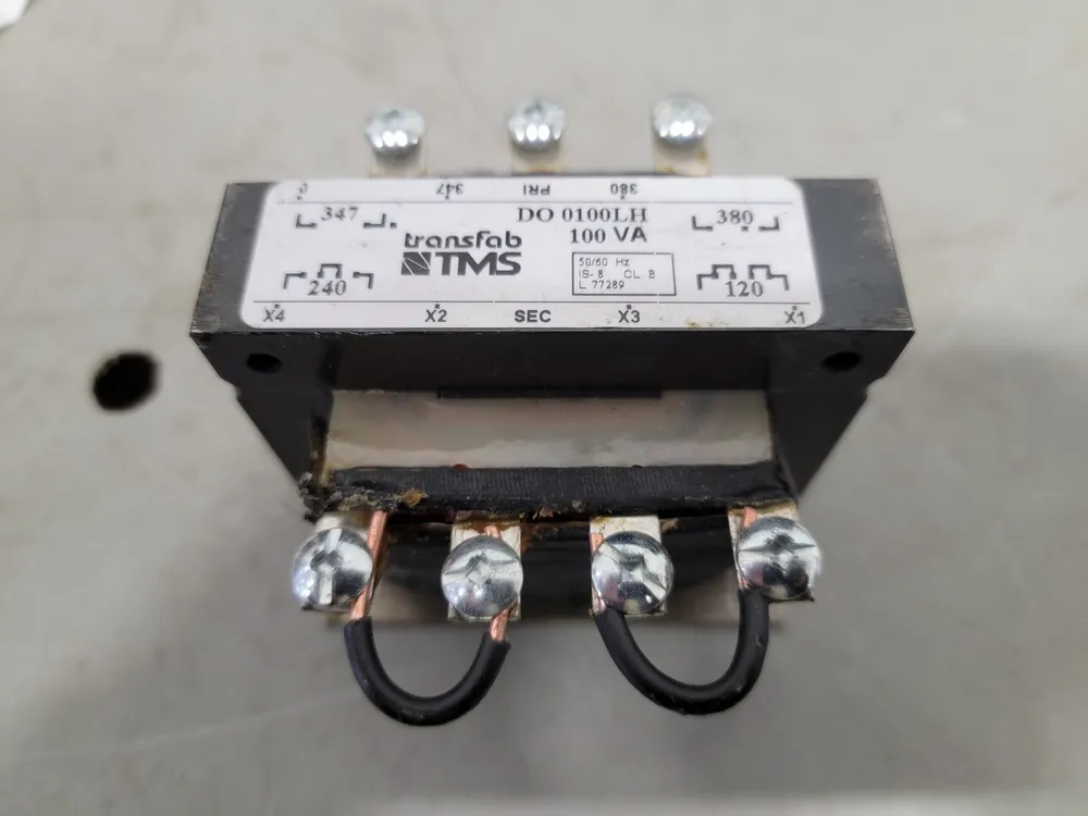 0.1 kVA Control Transformer, 120/240 pri. volts, 12/24 sec. volts DO0100LH
