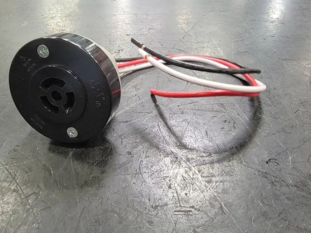 120-480 Volts Photoelectric Receptacle 2421