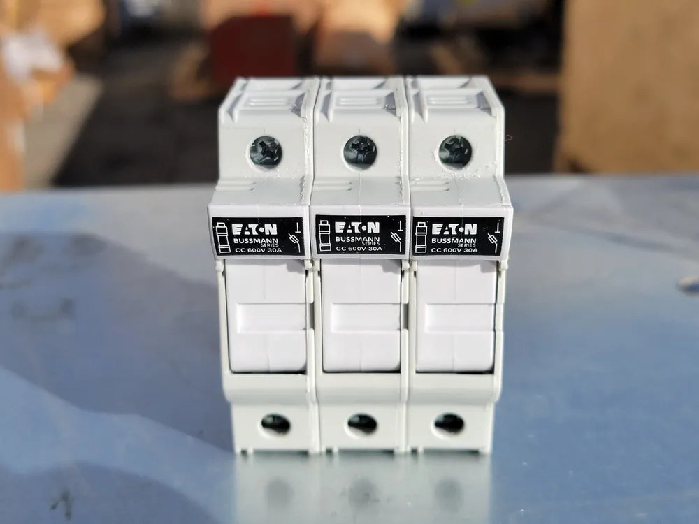 30 Amp 3 Pole Fuse Holder CHCC3DU (Box of 4)
