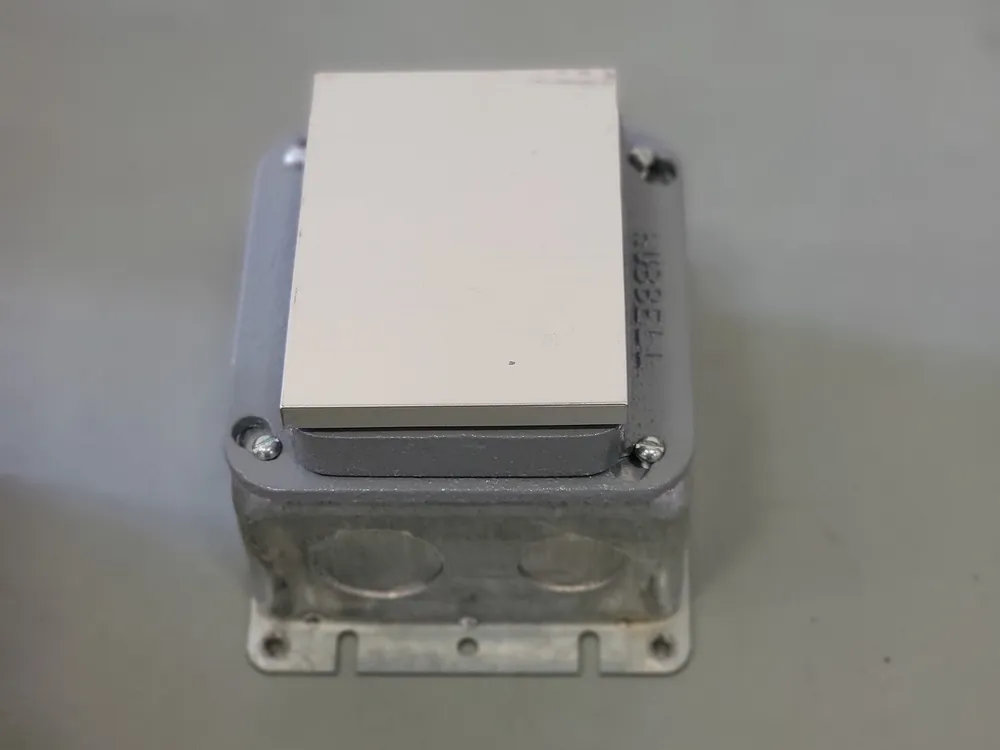 1-Gang Rectangular Floor Box B2427