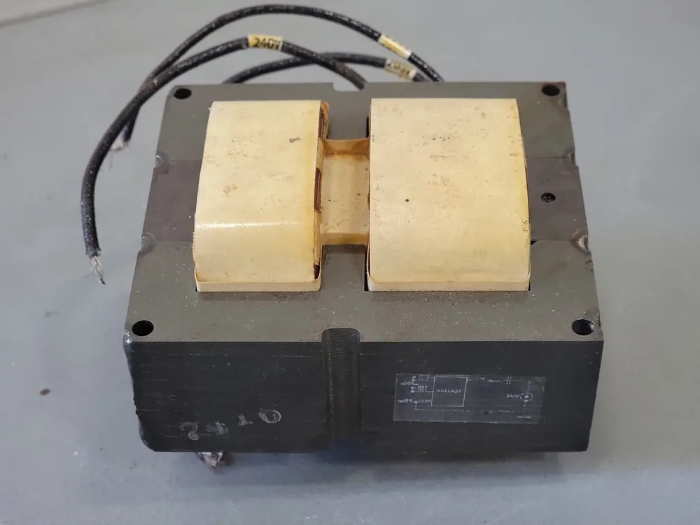 120/277 Volts HID Lamp Ballast Autotransformer 855-1330