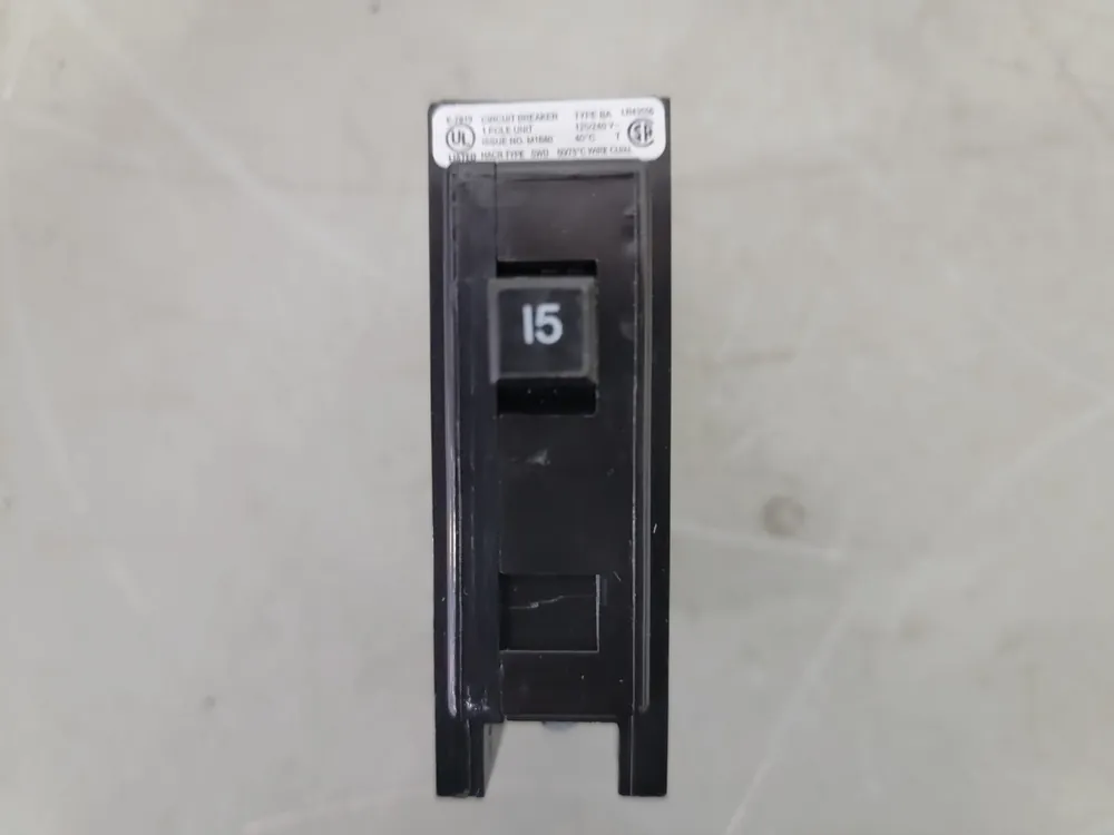 15 Amp, 1 Pole, 347 volts Circuit Breaker GBH1015 (Box of 15)