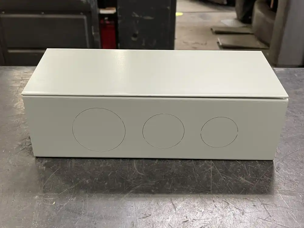 6000 Raceway Connector Fitting Gray G6014A
