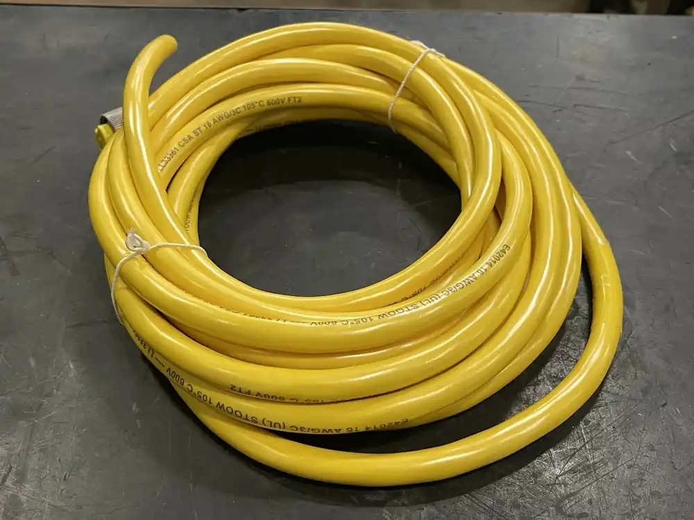 Molex 20ft 16/3 AWG PVC Cord w/ 3 Pin Female Plug 103000A01F2001