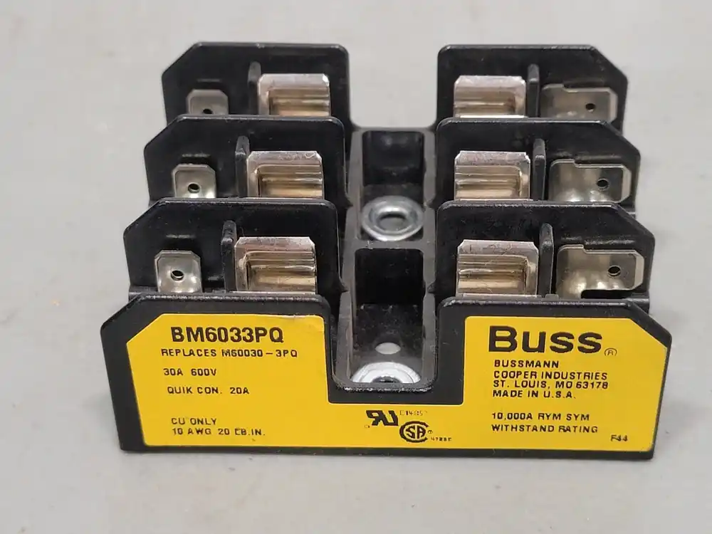 30 Amp Fuse Block Holder BM6033PQ