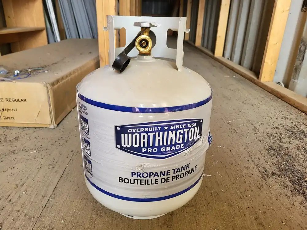 20 lb Propane Tank, TW 16.6 lb, WC 47.6 lb, M4875