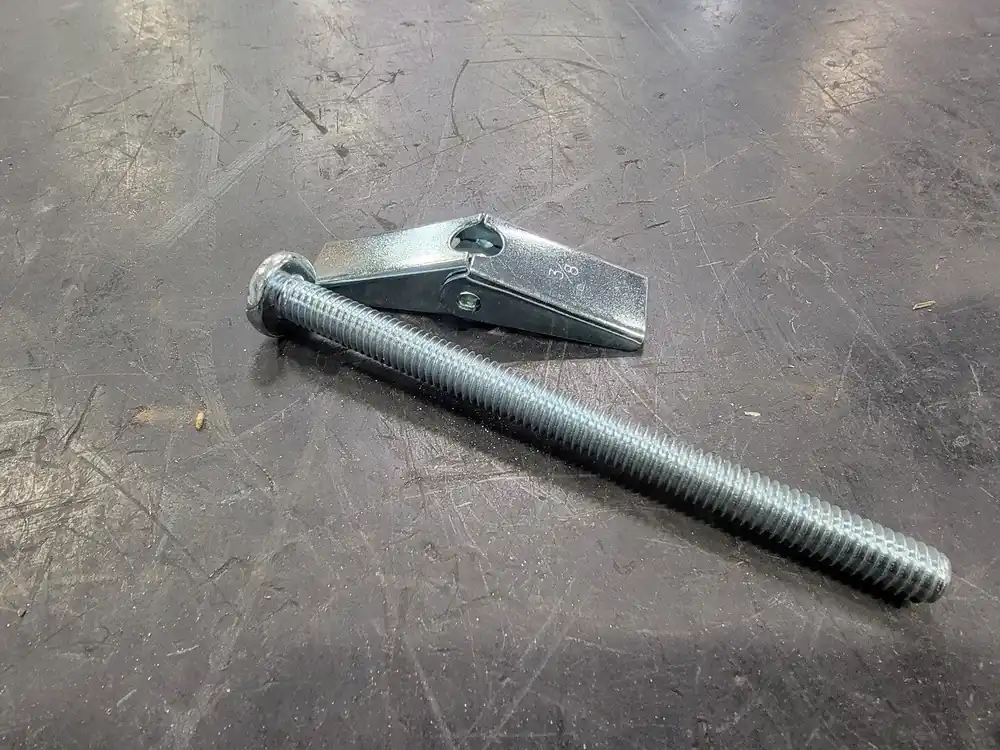 3/8" x 4" Spring Toggle Bolts 500-C-2577 (Box of 25)