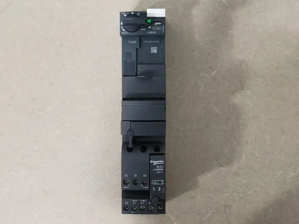 TeSys Reverser Power Base, 3P, 1NO+1NC, 12A, LU2B12BL