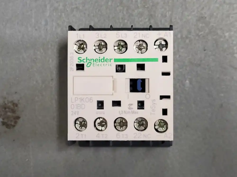 6 Amp, 3 Pole, 1NC, 24 VDC Coil Contactor LP1K0601BD