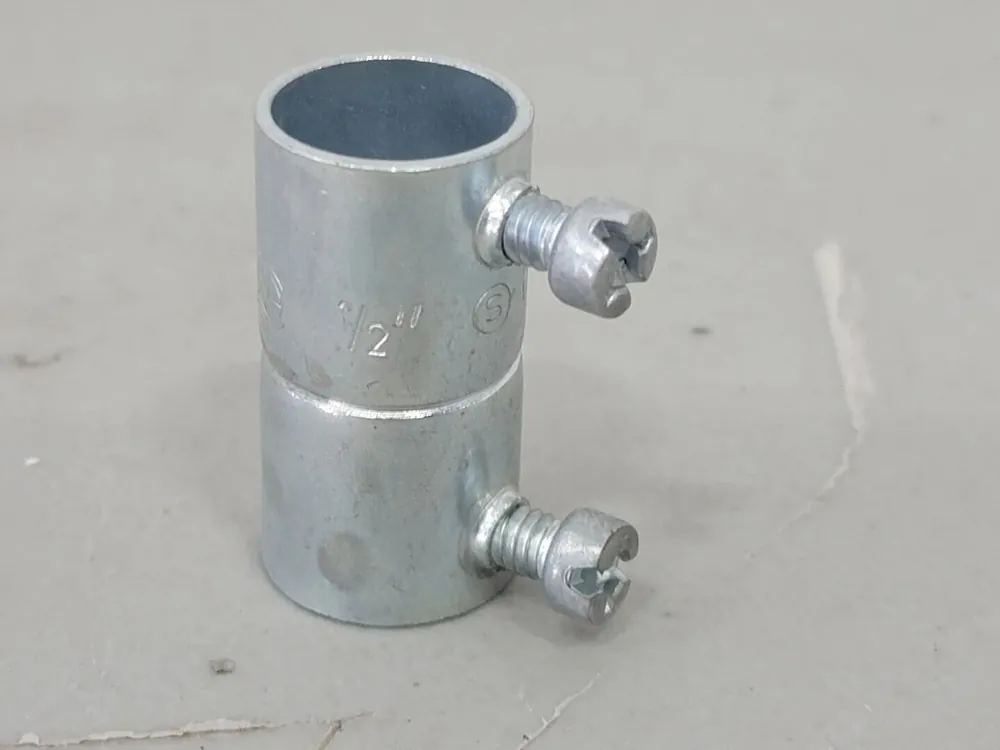 1/2" EMT Set Screw Coupling (Box of 115)