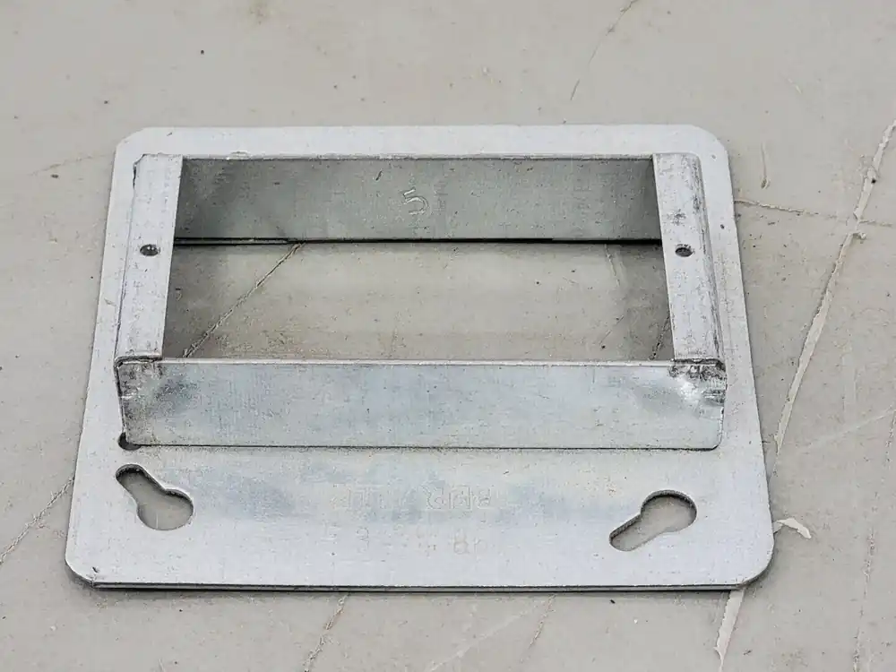 4" x 4" Square Box Cover 3/4" Raised BC52-C-49-3/4 (Box of 14)