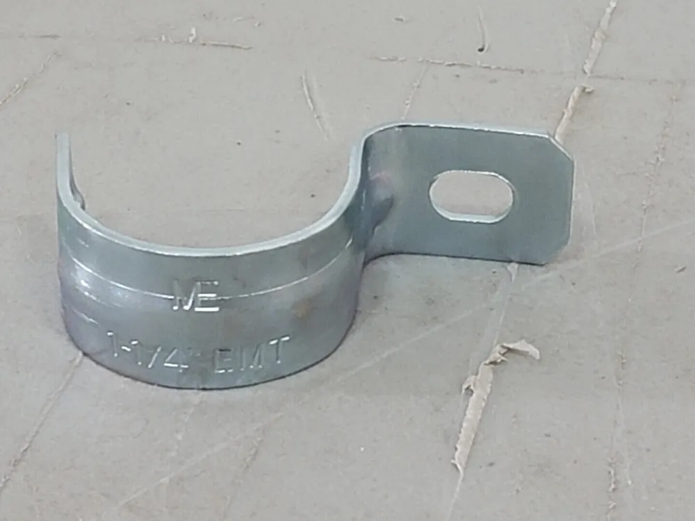 1-1/4" One Hole Conduit Strap Snap-On Type 514 (Box of 25)