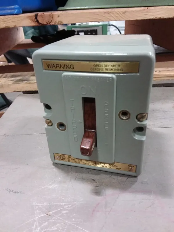 50 Amp, 3 Pole, 500 Volts Circuit Breaker