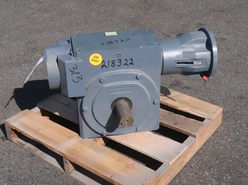 40 1 Ratio, 7.6 hp Gear Reducer RF760-40F-B11-G