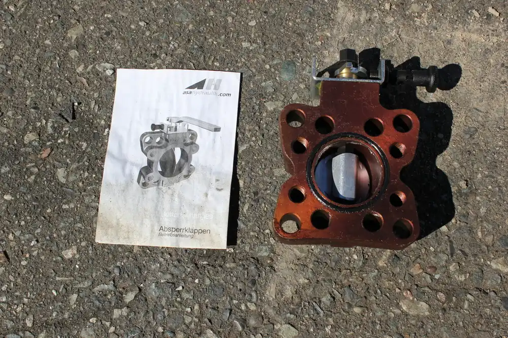 1-1/2" Butterfly Flange/ Valve SDA0040