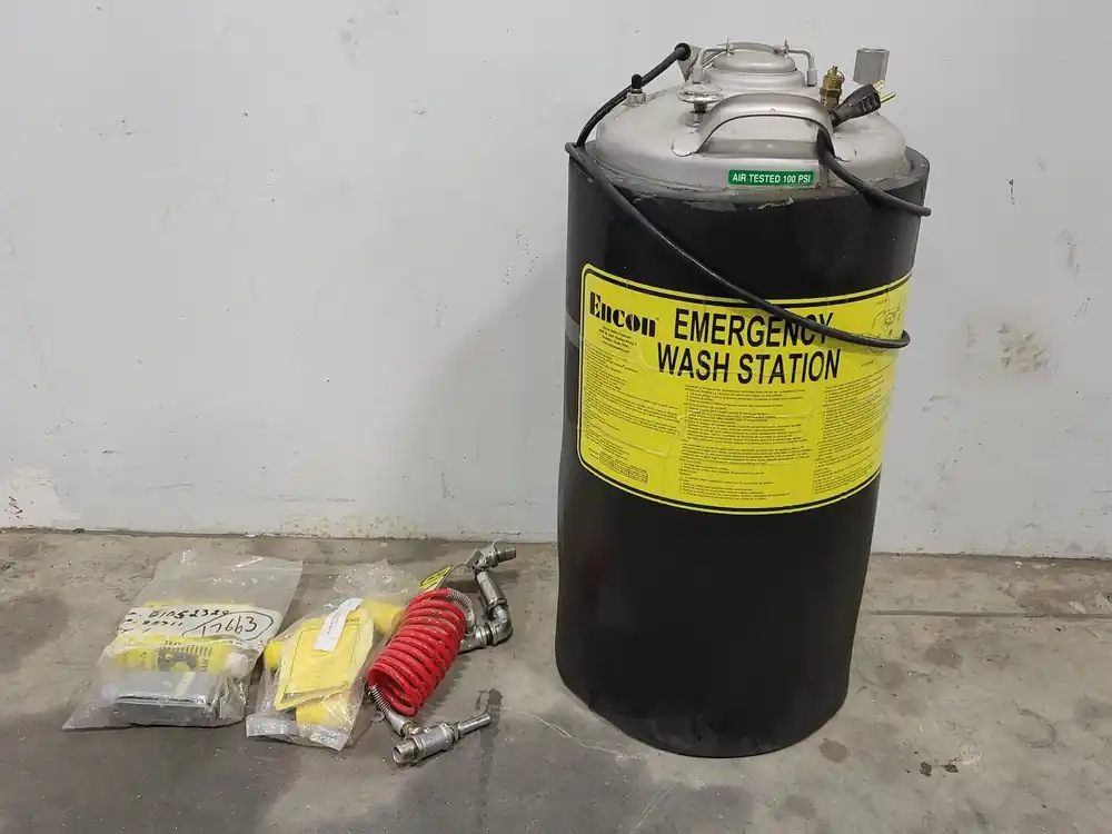 13 Gallon Pressurized Portable Heated Wash Station/ Eyewash