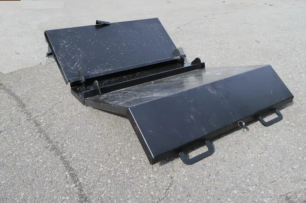 Steel Cover SDH05300 for 1/2 cu. yd. Self-Dumping Hopper