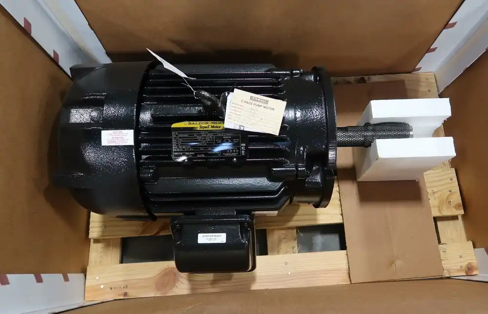 15 hp, 575 volts, 1175 rpm, 284TDZ Electric Motor 10J925Y949G1